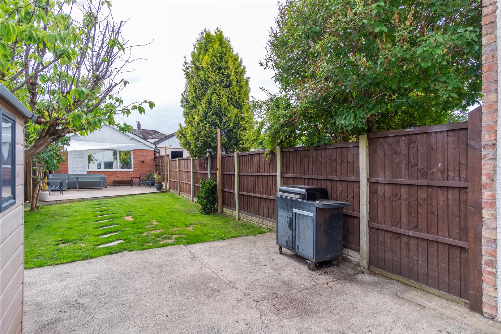 Young Avenue, Leyland